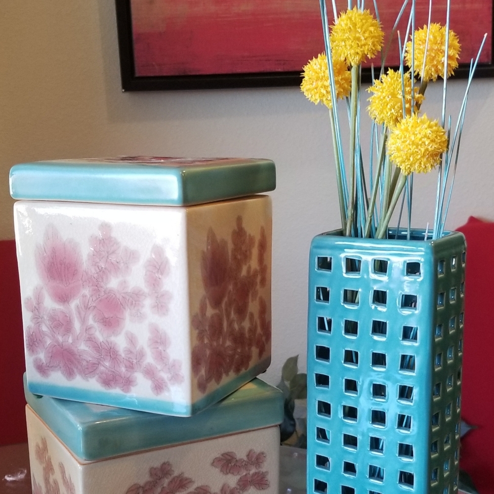 PIER 1 CANISTERS & LATTICE VASE